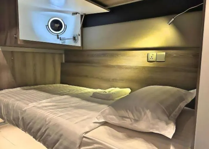 Coller Boutique Hostel Singapore
